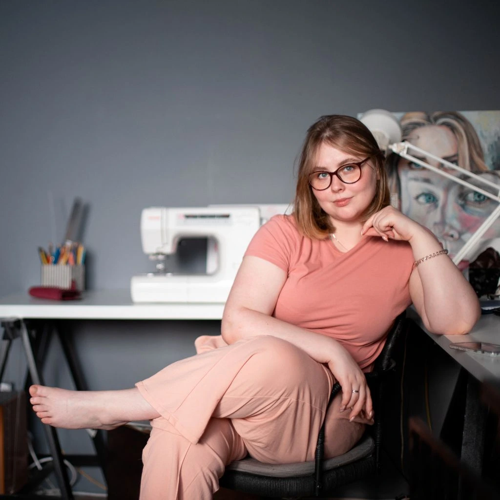 Portrait of a featured seller on Digital Bric-a-Brac.